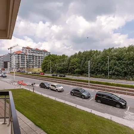 Appartement Huswell - Modern With Balcony Near The