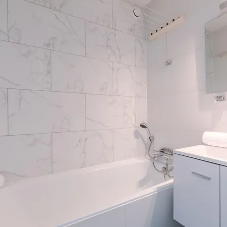 Appartement Huswell - Modern With Balcony Near The *